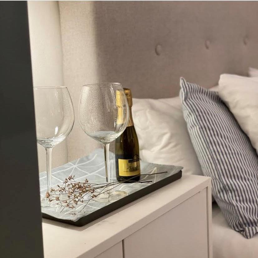 Opera Suites Fidelio , Cozy Studio In The Very Center Of マドリード エクステリア 写真